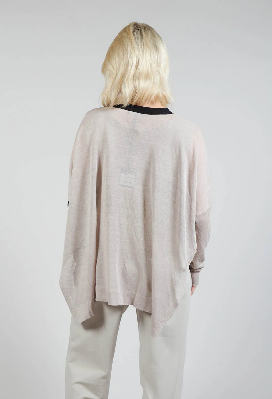 Lightweight Cardigan in Mastic Design