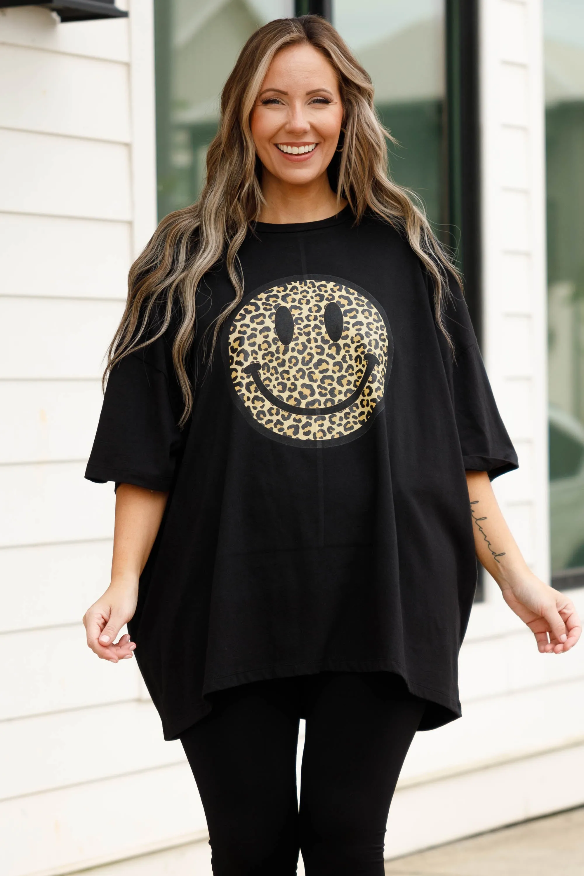 Smiley Face Boyfriend Tee, Black