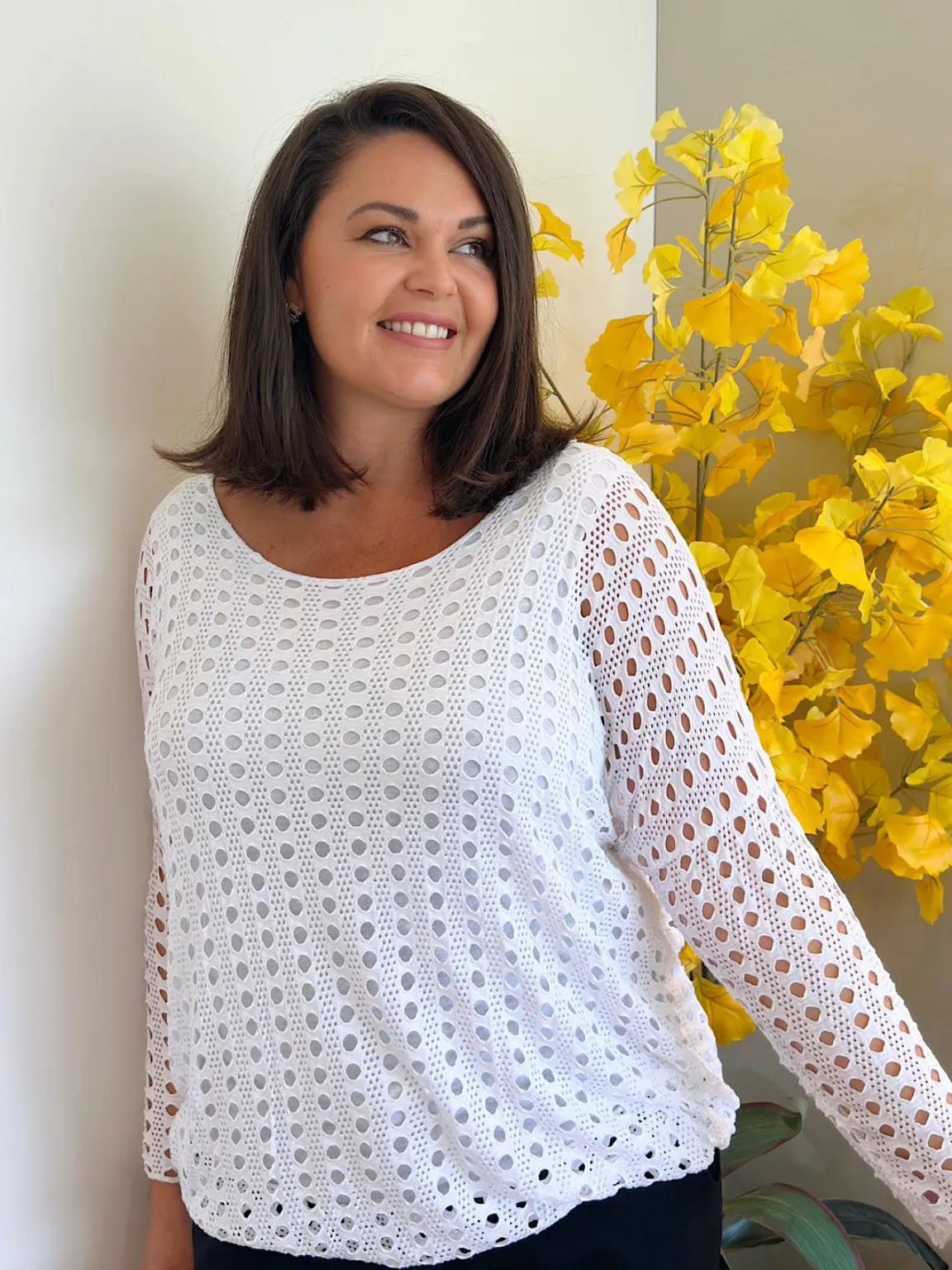 White Lightweight Multi Holes Top Finn